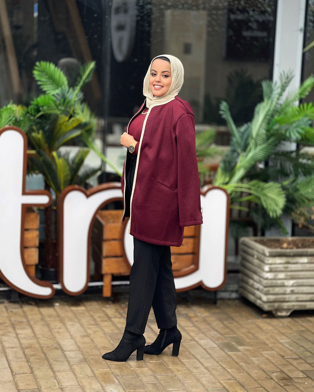 Yaqeen Jacket In Burgandy