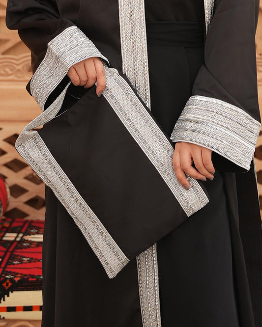 Nour Clutch