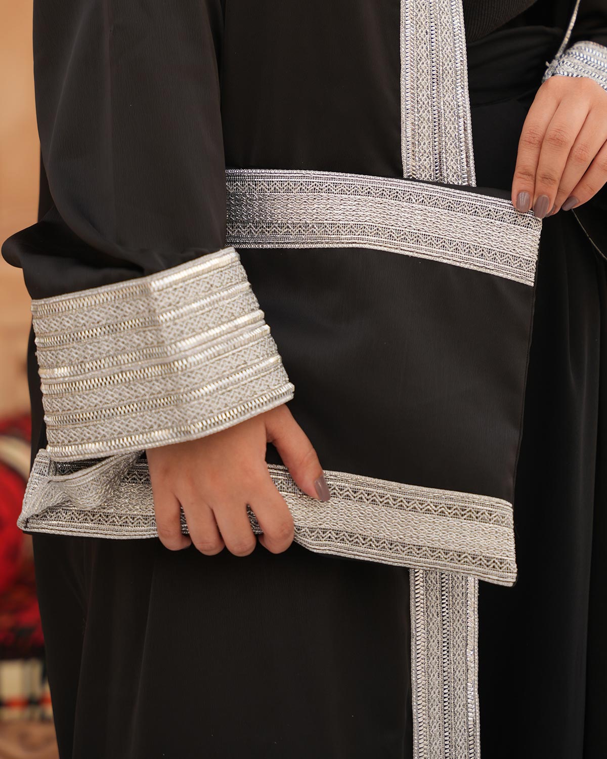 Nour Clutch